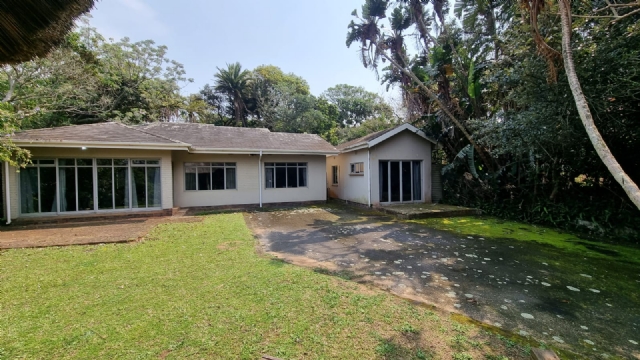 3 Bedroom holiday home with a separate 1 bedroom flat, Leisure Bay